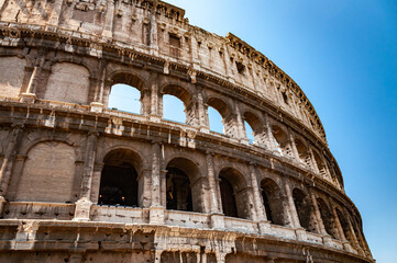 Fototapeta na wymiar Roman colosseum in Rome Italy
