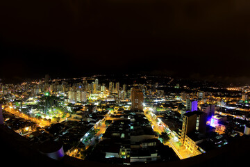 Fototapeta premium Ciudad de noche 