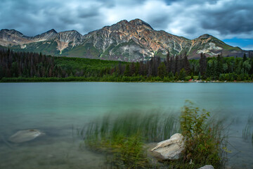 COLORFUL PYRAMID MOUNTAIN OVER PATRICIA LAKE ON A WINDY AFTERNOON - JASPER NP