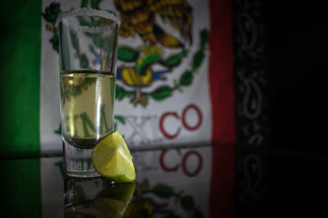 Tequila, limón y sal