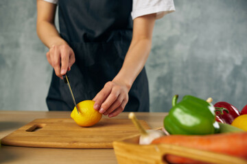 Obraz na płótnie Canvas housewife Cooking healthy eating cutting board