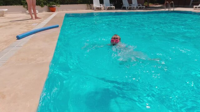 Girl drowning in the pool father POV