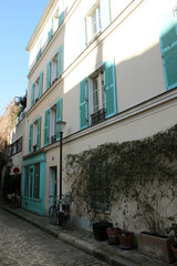 Fototapeta na wymiar Paris - Rue des Thermopyles