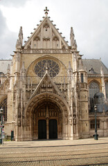 Obraz premium Brussels, Belgium. Portal of the Church of Notre Dame du Sablon, XV century