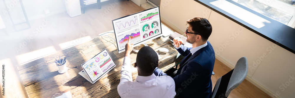 Aufkleber financial dashboard graph on computer screen