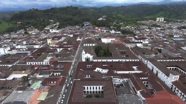 Popay&aacute;n Colombia desde arriba, vista aerea drone