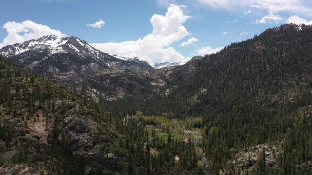 Sierra Rocky Meadow Reveal - Aerial