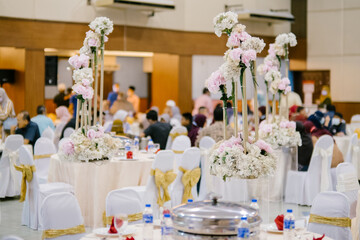 WEDDING TABLE RESTAURANT DECORATION