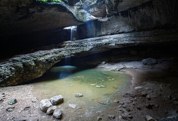 Saltinsky, an underground waterfall in Dagestan - a natural landmark