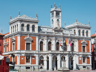 Fototapeta na wymiar Facade of Valladolid's city hall in the main square