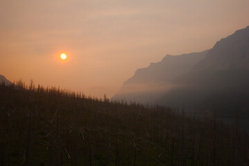 Foggy moring in GLacier NAtional Park MOUNTAINS