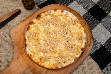 Brazilian Shredded chicken pizza with cream cheese