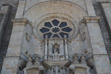 Close up on the principal entrance of the Cathedral of Porto