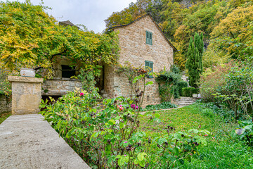 Salles-la-Source