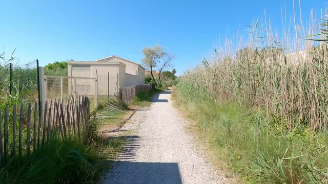 Balade &agrave; v&eacute;lo dans la campagne