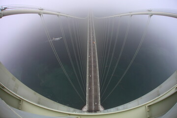 pearl bridge,  明石海峡大橋の支柱上より