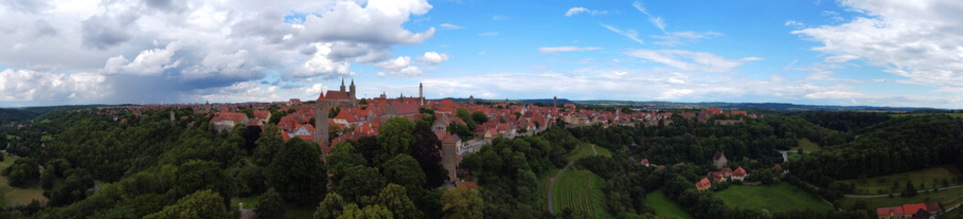 Fototapeta na wymiar Rothenburg ob der Tauber, Deutschland: Stadtpanorama