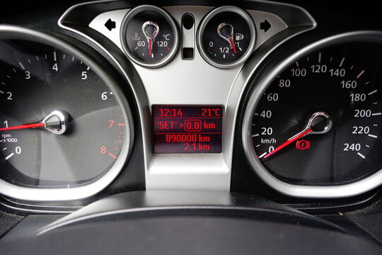 90k Km Car Dashboard Odometer Reading