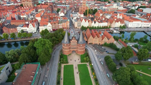 Holstentor L&uuml;beck Dronie
