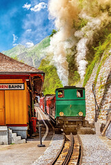 Abfahrt der Brienz-Rothorn-Bahn, Berner Oberland, Schweiz