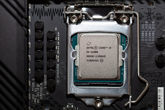 Closeup of Intel Core i9-11900 Processor