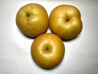 埼玉県独自のブランド梨　彩玉