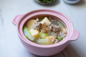 Clear Soup with Tofu and Minced Pork with Noodles