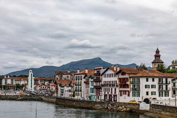 Obraz premium Ciboure waterfront, Pyrénées-Atlantiques, Basque Country, France