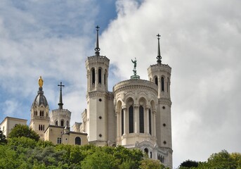 Basilique Notre-Dame de Fourvière (Lyon) - obrazy, fototapety, plakaty