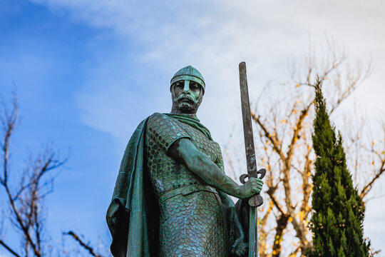 Statue of D. Afonso Henriques, the first King of Portugal