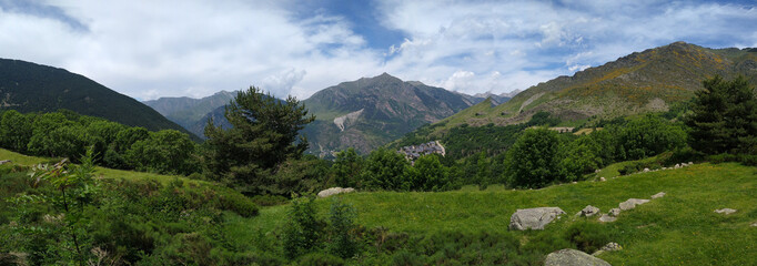 Fototapeta na wymiar Landscape in the village of Taüll. Valley of Boi. Pyrenees Mountains. Spain. 