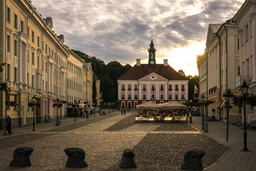 Obraz premium Main square in Tartu in the evening