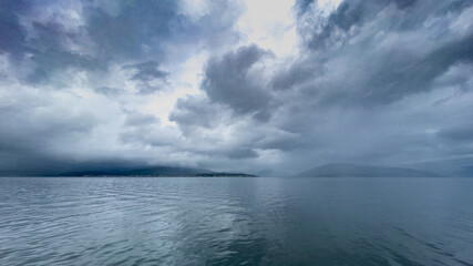 Obraz premium Mist covering Dunoon and the Cowal Peninsula