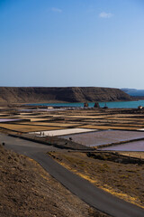 vista de una planta de produccion de sal marina