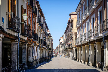 Fototapeta na wymiar Historic city of Alcala de Henares next to the city of Madrid