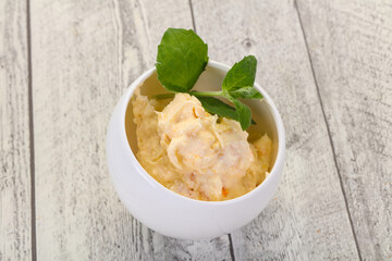 Curd with dry apricot