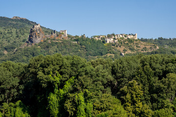 Fototapeta na wymiar View of the Rochemaure citadel overlooking the village and the Rhône