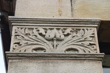 Beautiful Victorian decorative sandstone carving. Textured sandstone floral design