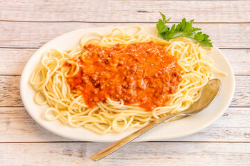  Italian popular bolognese spaghetti on white tray