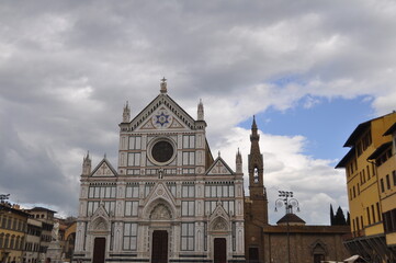 Fototapeta na wymiar The Basilica di Santa Croce (Basilica of the Holy Cross) in Florence, Tuscany, Italy