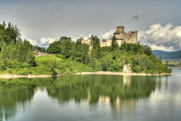 Fototapeta na wymiar Niedzica, Poland, HDR Image