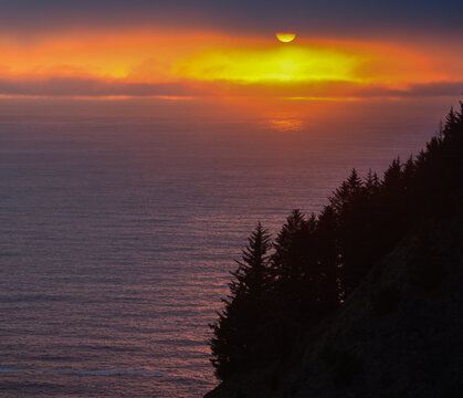 Beautiful Silhouette from House Rock Viewpoint over the Pacific Ocean in Brookings, Curry County, Oregon