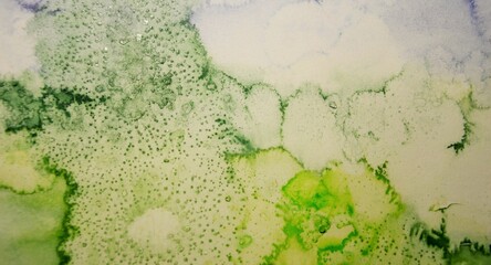 ein Hintergrund in grün, Aquarell mit Salz