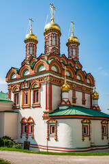 Fototapeta na wymiar The tsar's gardener Averky Kirillov built the St. Nicholas Church in the Russian patterned style simultaneously with his city estate in 1657 