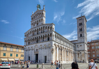 Fototapeta na wymiar Chiesa di San Michele, Lucca