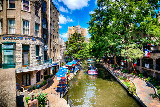 SAN ANTONIO, TEXAS, USA - AUG 16: Riverwalk in San Antonio, Texas on Aug. 16, 2021. The city is the seventh-most populous in the U.S. with more than 1.4 million residents.