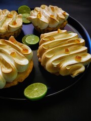lemon pie, tarta de limon, citron tart individual