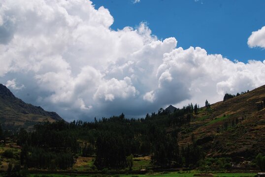 Pisac cludy sky - Cusco, Per&uacute;