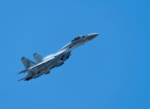 Moscow Russia Zhukovsky Airfield 25 July 2021: Aerobatic teams Falcons Of Russia on planes Su-35 of the international aerospace salon MAKS-2021