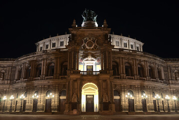 Fototapeta premium Nachtaufnahmen Dresden